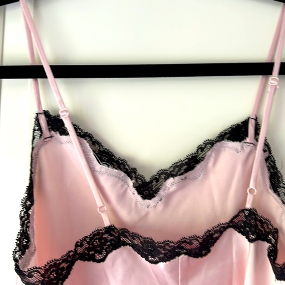 VICTORIA’S SECRET. XS Light Pink with Black Trim. Good condition. - Picture 5 of 6